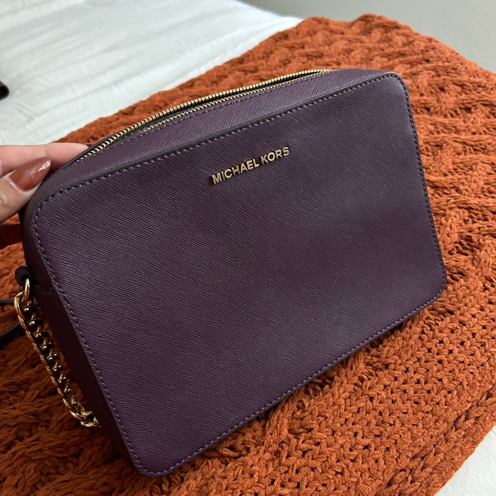 MICHAEL KORS - Purple Purse authentic